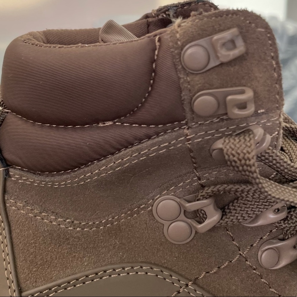 ZARA HIKING BOOTS IN OLIVE GREEN/ KHAKI GREEN - Picture 11 of 16